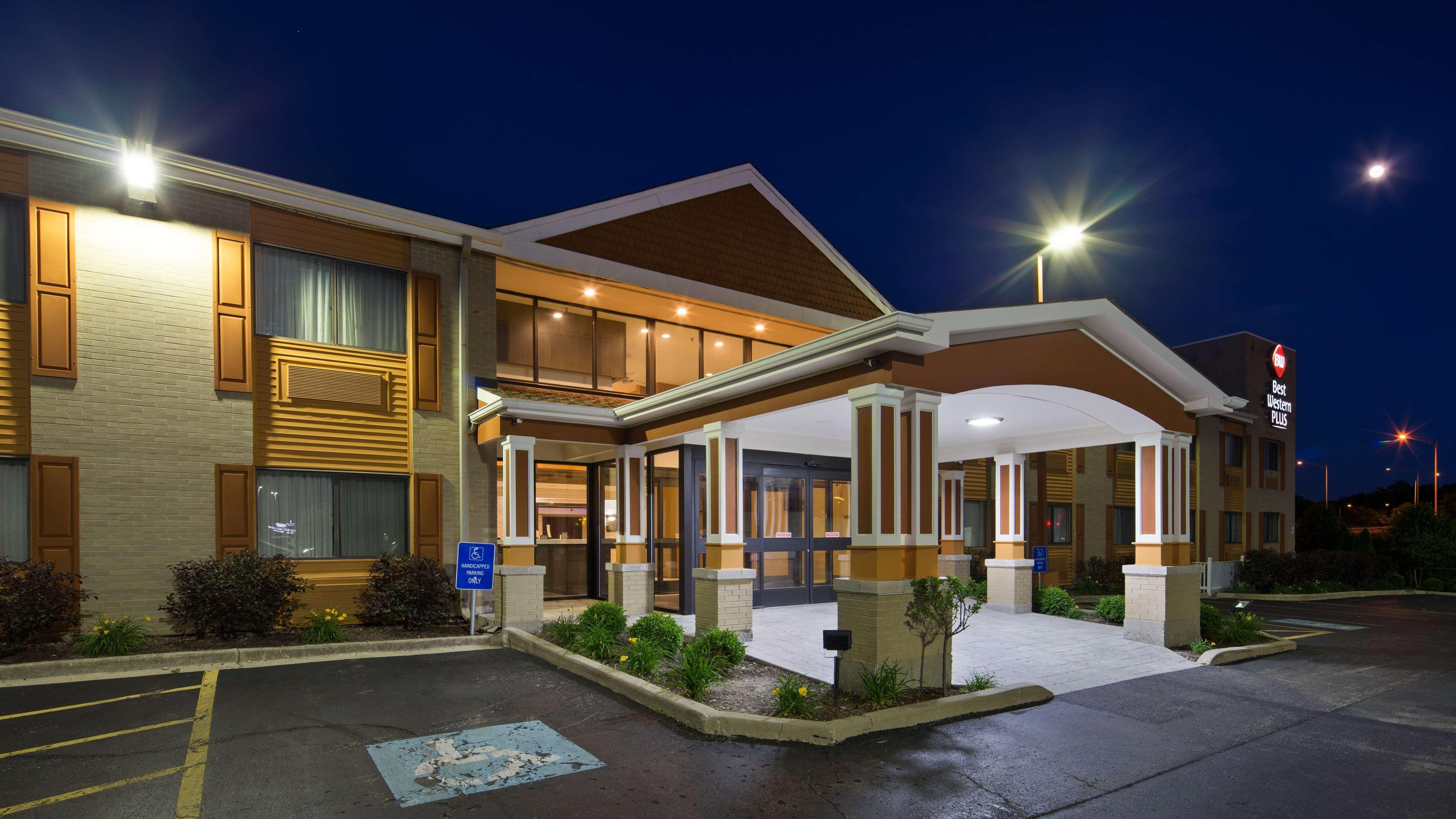 Best Western Oakbrook Inn Окбрук Террас Экстерьер фото