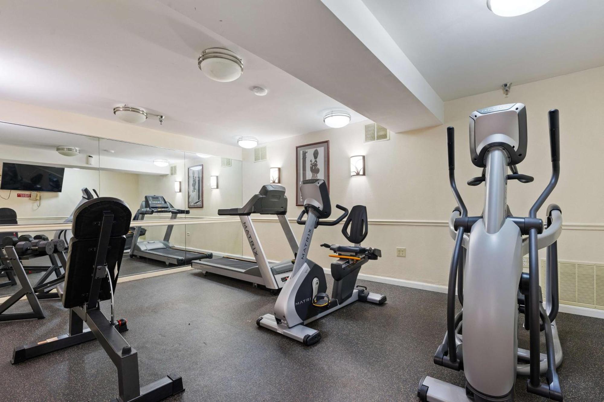Best Western Oakbrook Inn Окбрук Террас Экстерьер фото